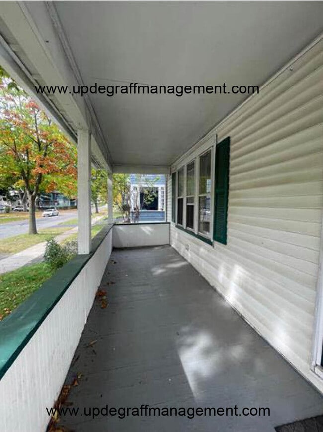 276 Barton St 276 Barton St Rochester NY 14619 Apartment Finder