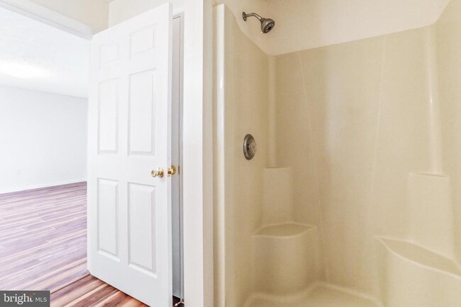 Building Photo - 145 Hailey Ln