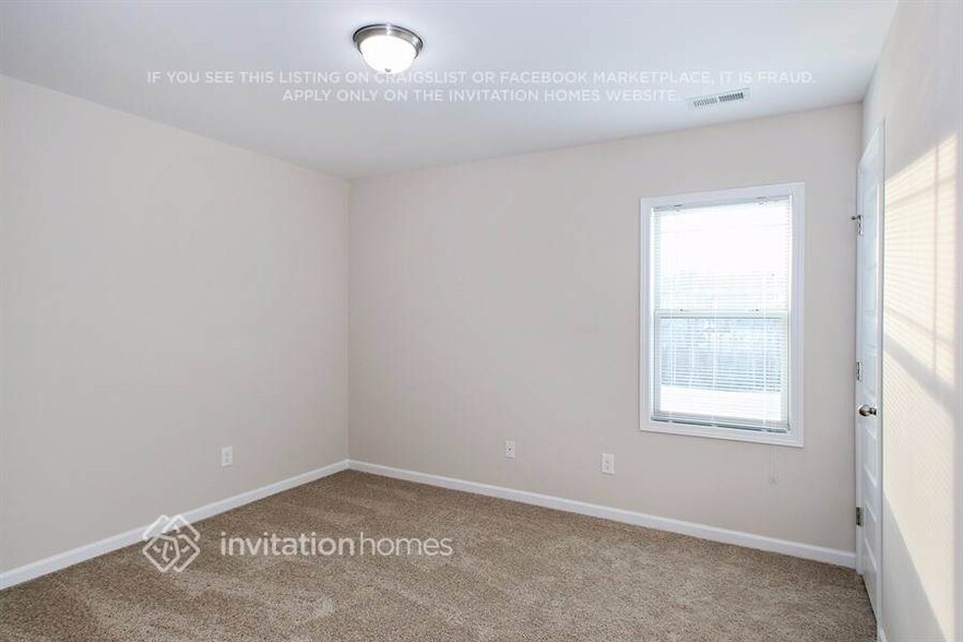 Building Photo - 117 Verrazano Pl