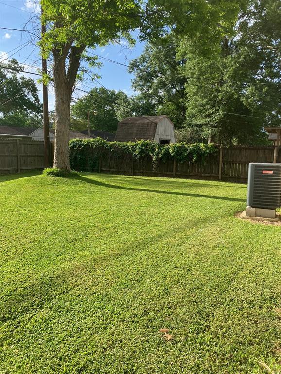 Building Photo - 920 Parsons Dr