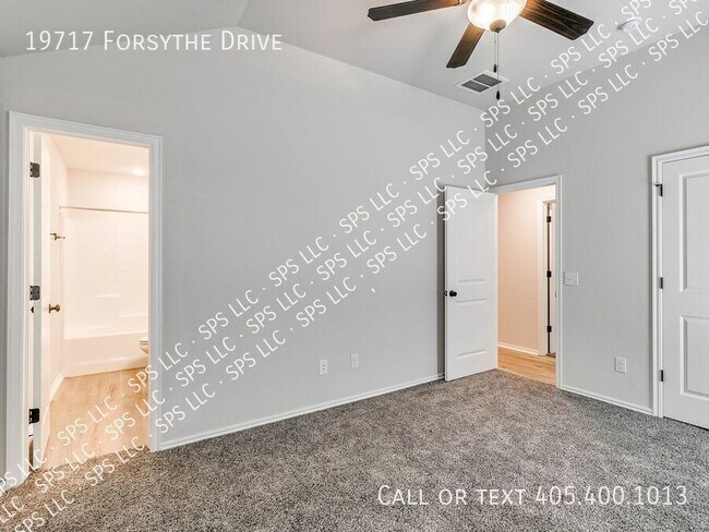 Building Photo - 19717 Forsythe Dr