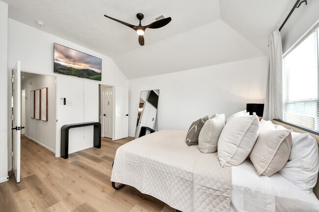 Building Photo - 8919 Windfern Trace Dr