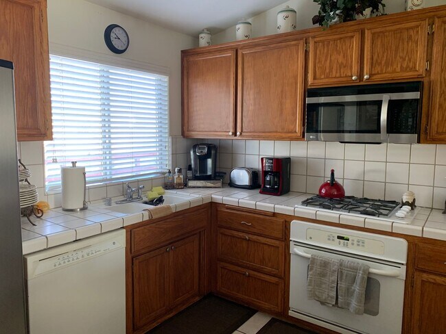 Building Photo - Great Northwest Property in Polo Grounds N...