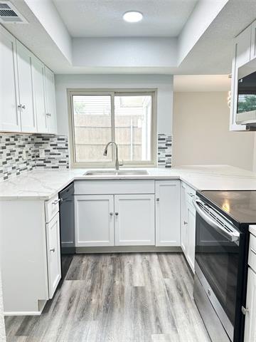 Building Photo - 733 Ticonderoga Dr