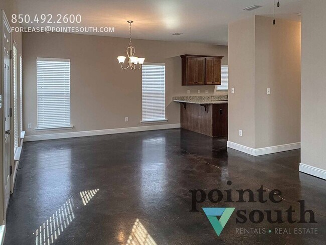 Building Photo - 12919A Churchill Dr-