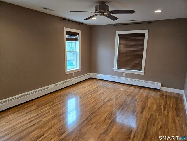 Building Photo - 47 McKinley Ave