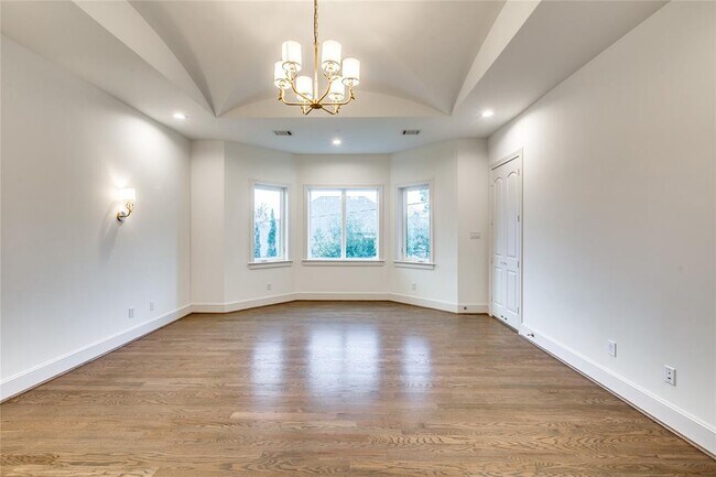 Building Photo - 3302 Elmridge St
