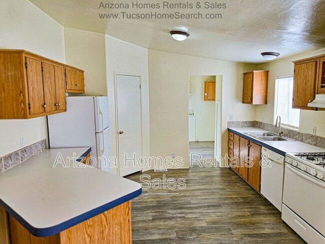 Building Photo - 13470 E Kahlua Rd