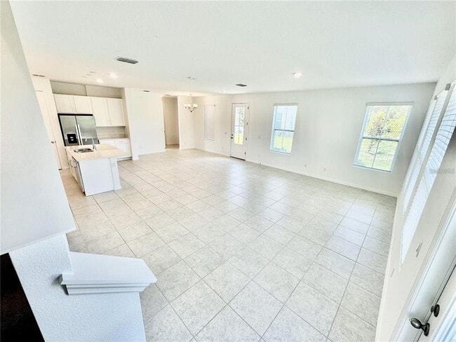 Building Photo - 1707 Sanibel Dr