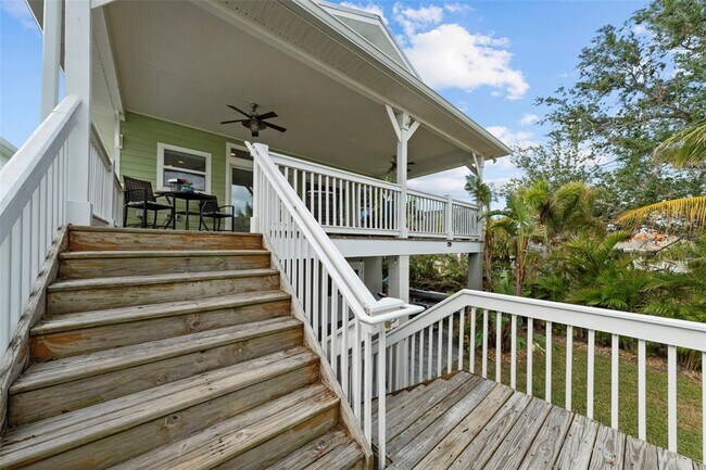 Building Photo - 12116 Lagoon Ln