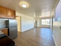 Building Photo - 660-664 Precita Avenue