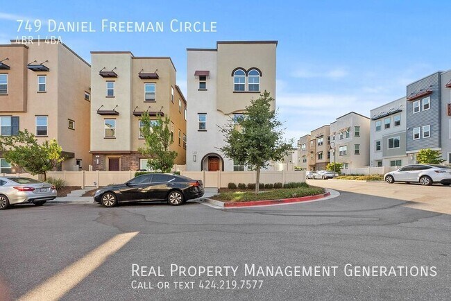 Building Photo - 749 Daniel Freeman Cir