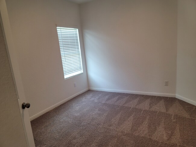 Building Photo - 221 Cordova Xing