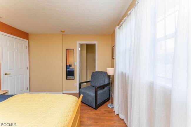 Building Photo - 3344 N Key Dr