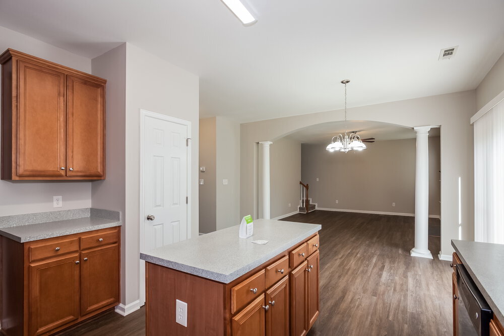 Building Photo - 2910 Oakdale Pasture Dr