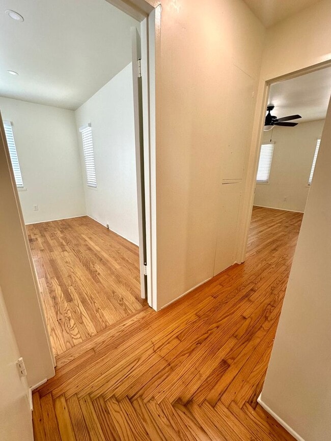 Building Photo - Beautifully Remodeled Unit on the East Side of Santa Barbara