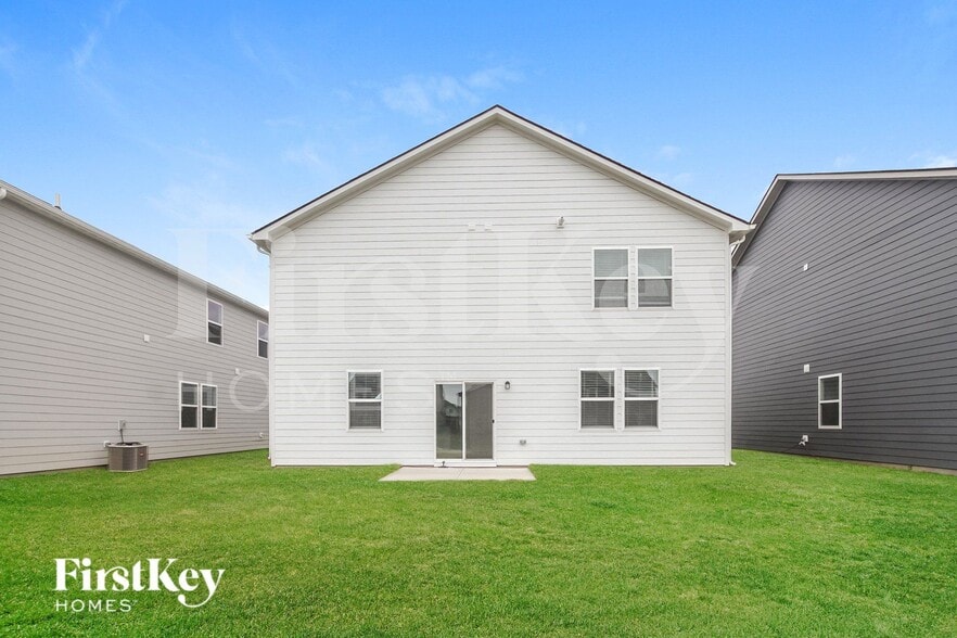Building Photo - 2335 S Carlota Dr