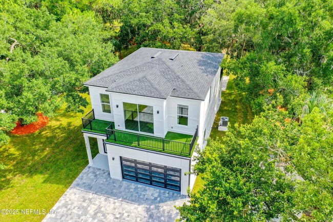 Building Photo - 5395 Heckscher Dr