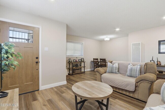 Building Photo - 4873 Mcgregor Dr