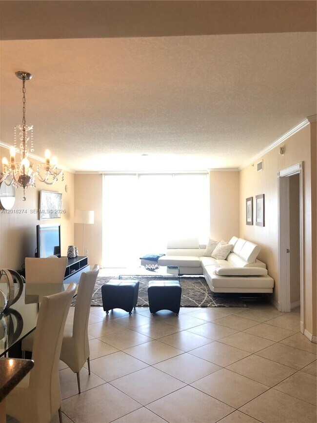 Building Photo - 16699 Collins Ave