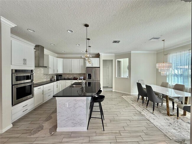 Building Photo - 14117 Larkspur Lake Dr