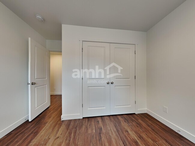 Building Photo - 8043 Dagny St SW