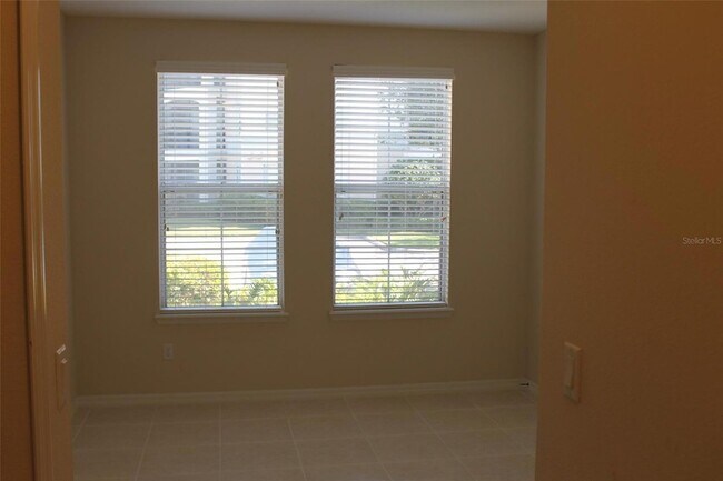 Building Photo - 11564 Mizzon Dr