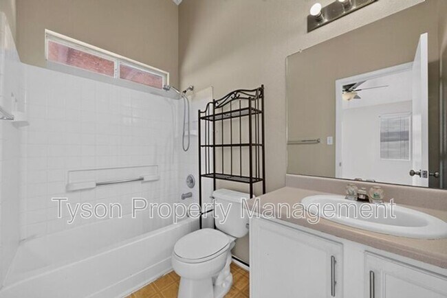 Building Photo - 1609 Rolling Rock Pl SW