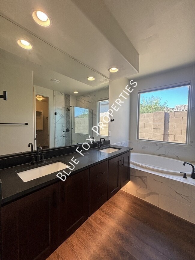 Building Photo - 8454 N Lone Ranger Rd