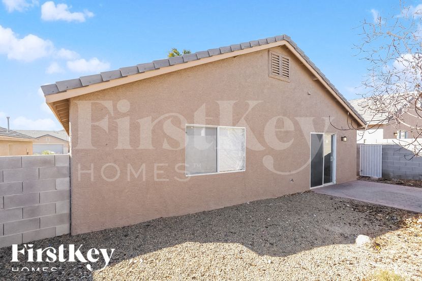 Building Photo - 7908 Olympus Ave