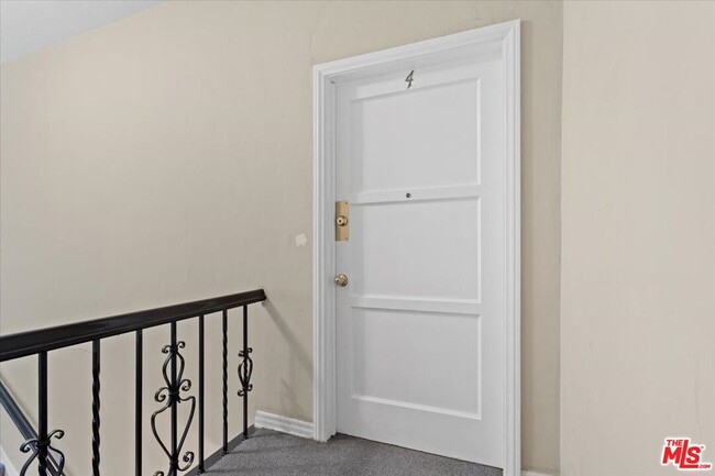 Building Photo - 6217 Orange St