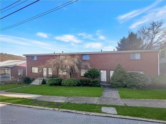 Primary Photo - 209 Elmer Ave