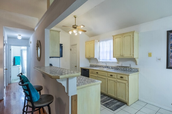 Building Photo - 5072 Big Sky Dr