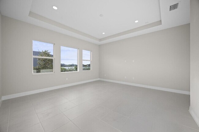 Building Photo - 5741 Beechnut Dr