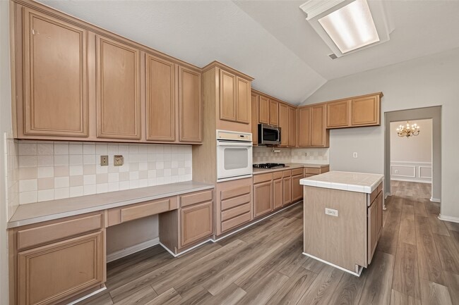 Building Photo - 2607 Plantation Hollow Ct