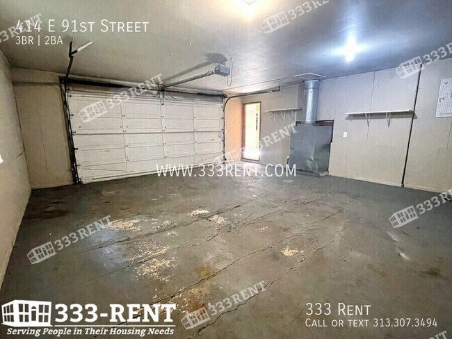 Building Photo - 414 E 91st St