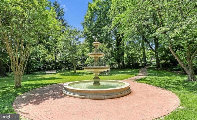 Building Photo - 2621 Chivalry Ct