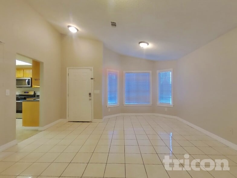 Building Photo - 4401 Montara Dr