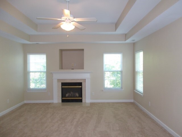 Building Photo - 5028 Shadow Pine Drive