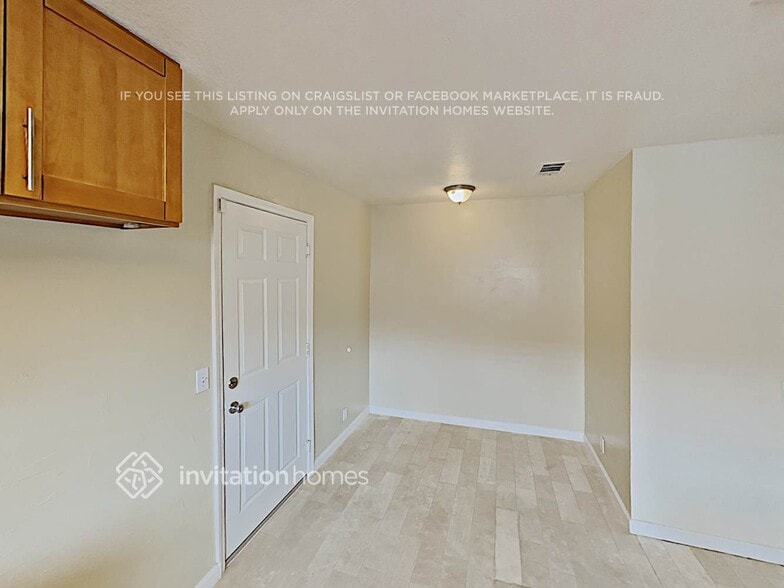 Building Photo - 395 Spindrift Way