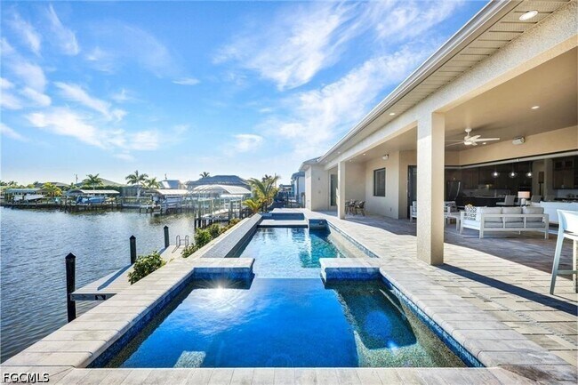 Building Photo - 3220 NW 21st St