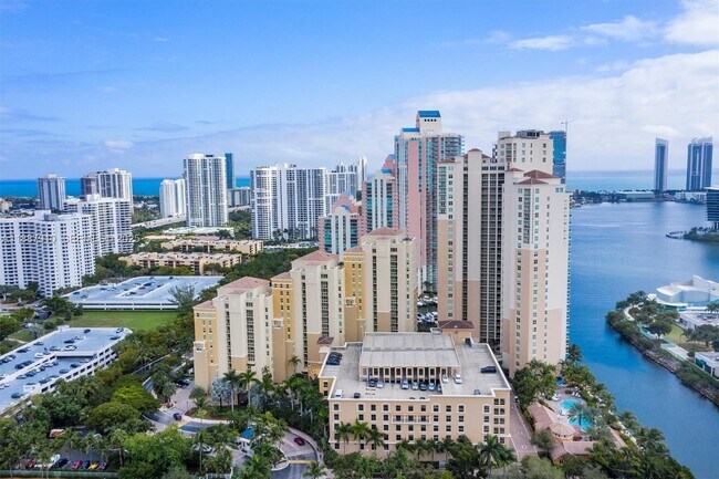 Building Photo - 3340 NE 190th St