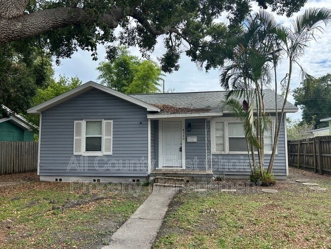 Primary Photo - 4340 7th Ave N