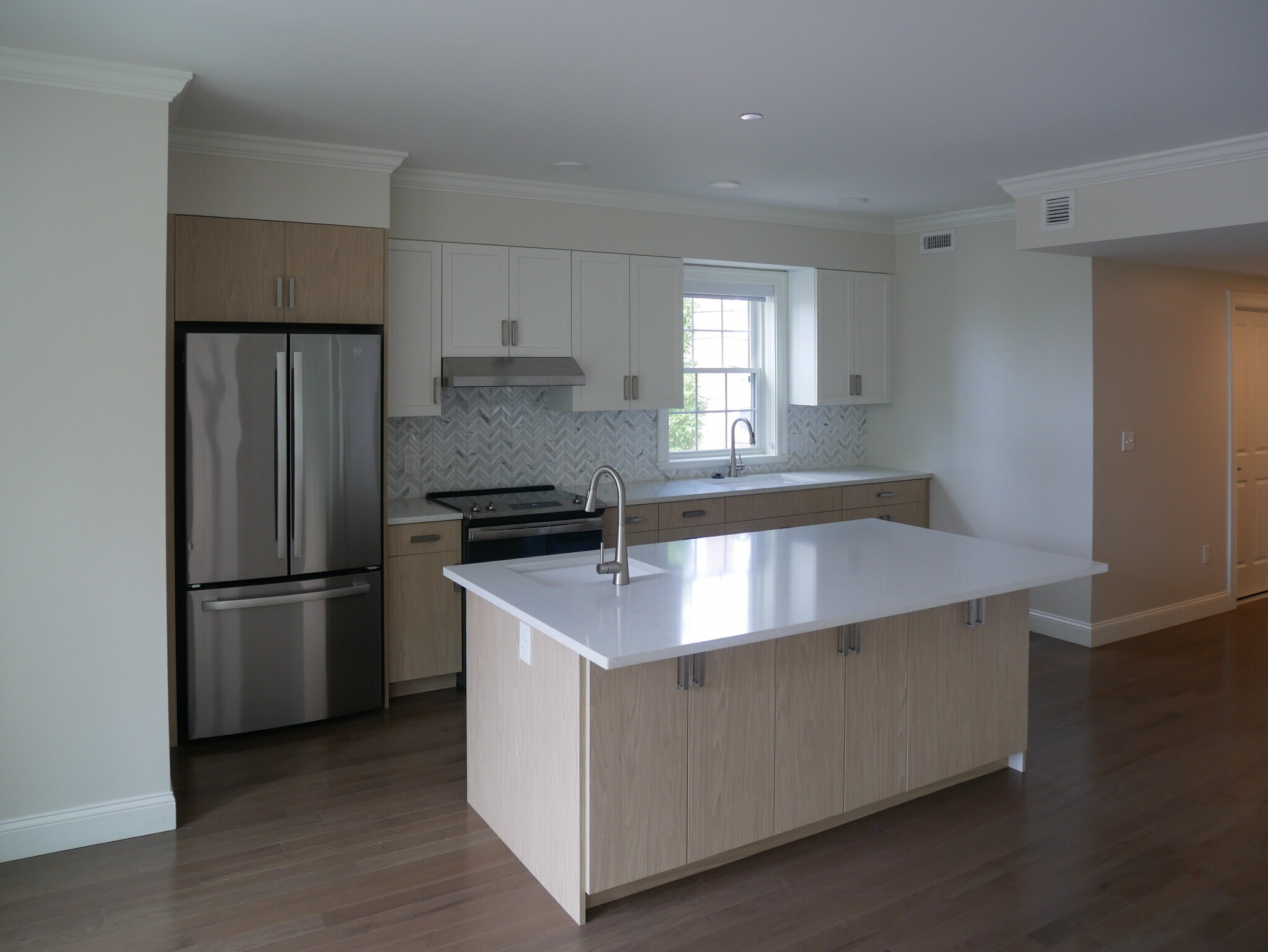 Building Photo - 39 Herrick Rd
