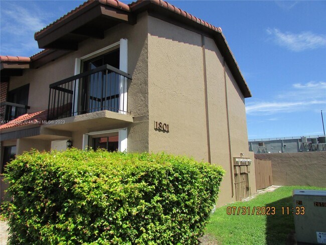 Building Photo - 1801 SW 107th Ave