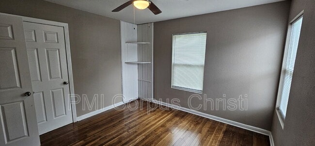 Building Photo - 638 Sharon Dr