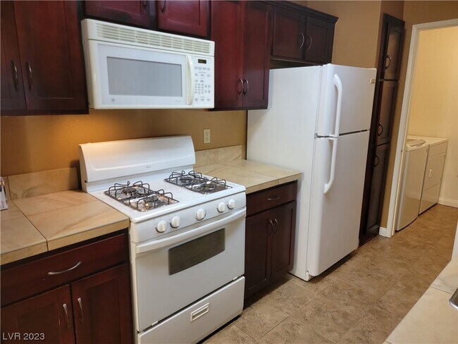 Building Photo - 2200 S Fort Apache Rd