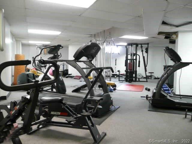 Building Photo - 71 Strawberry Hill Ave