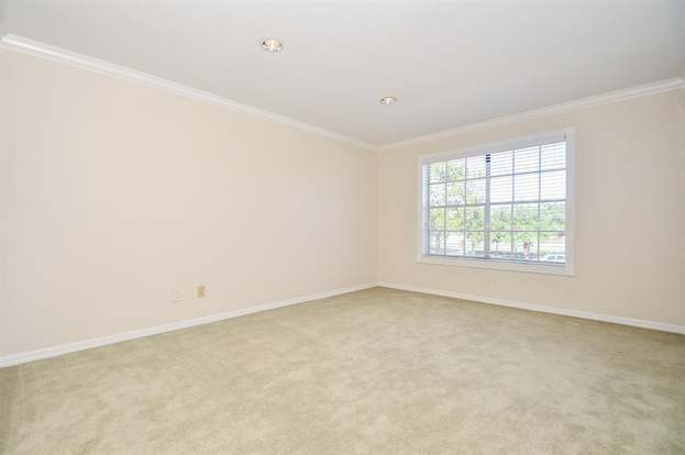 Building Photo - 7225 Beechnut St