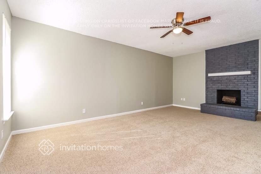 Building Photo - 713 Ridgewood Cir